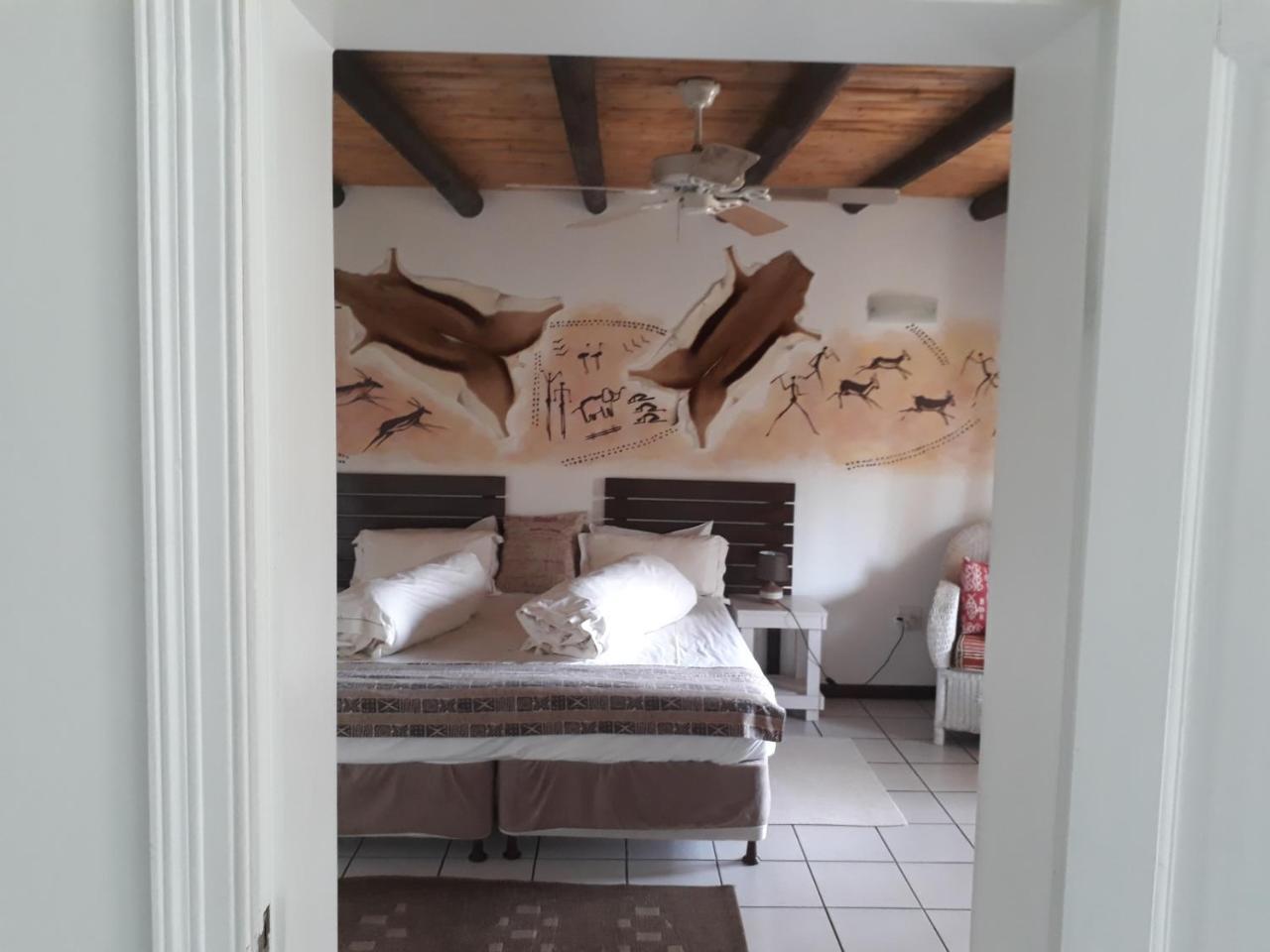 Langeberg Guest Lodge Swellendam Exterior photo